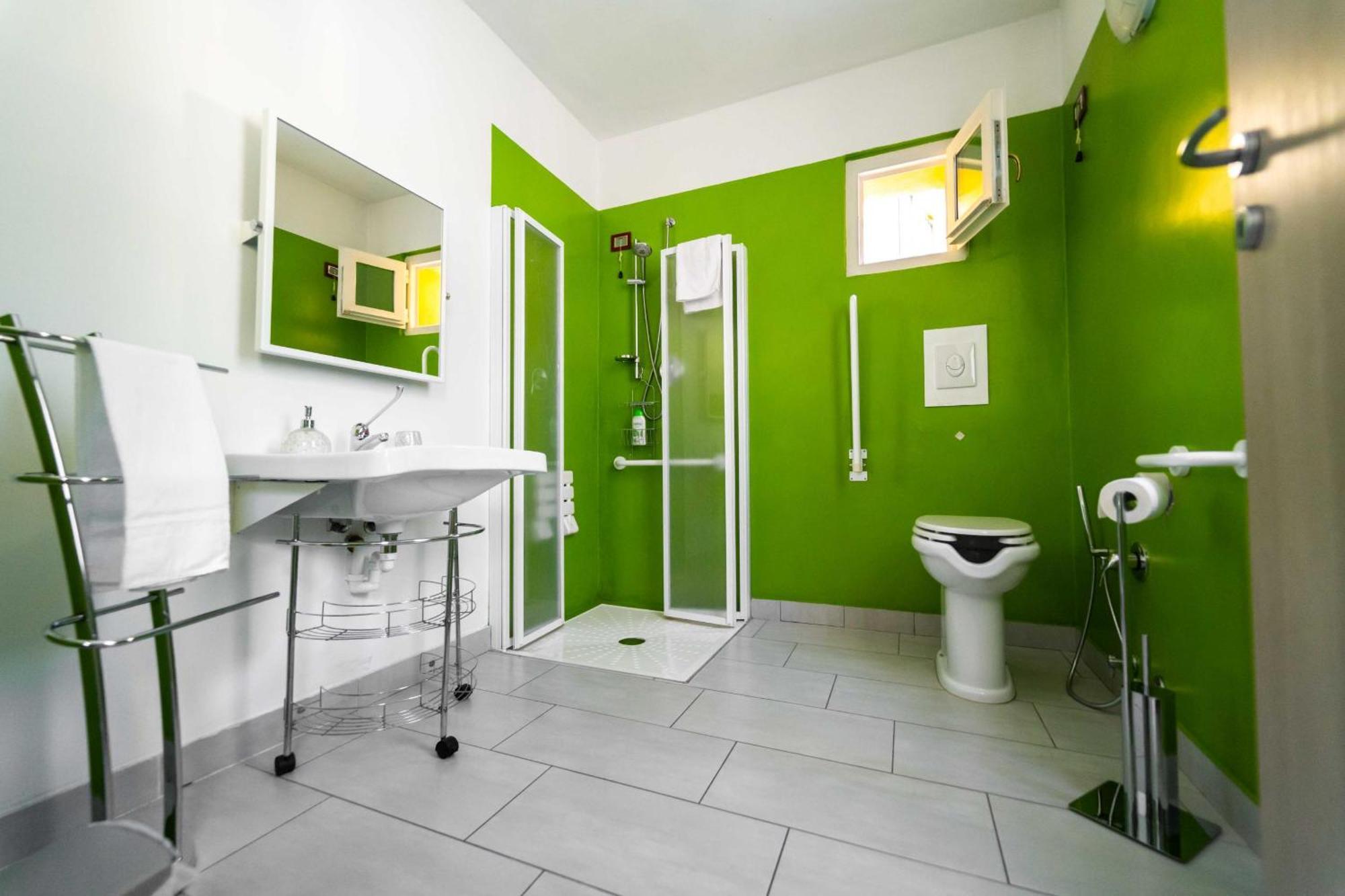 Montebello Lecco Phòng bức ảnh