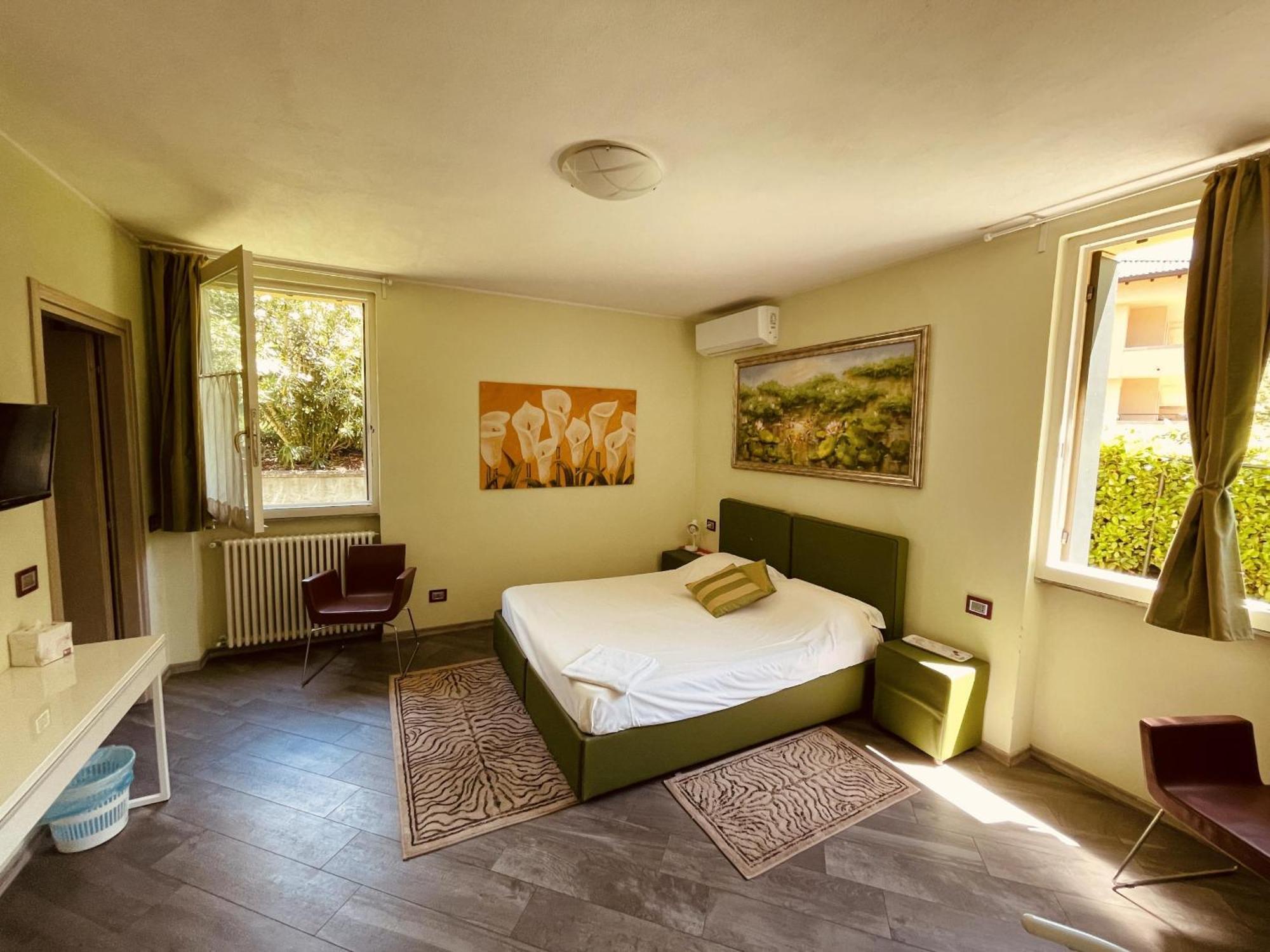 Montebello Lecco Phòng bức ảnh