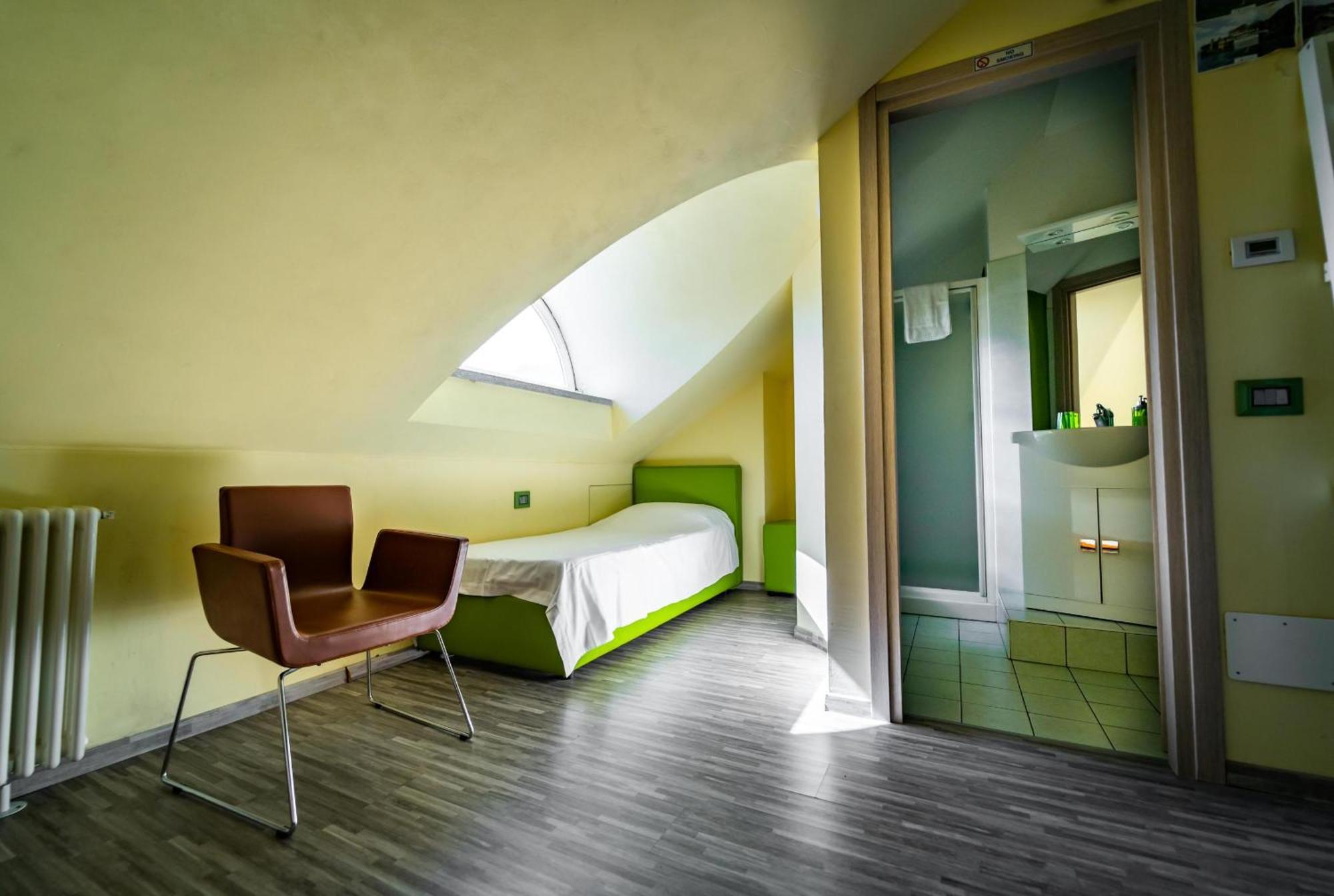 Montebello Lecco Phòng bức ảnh