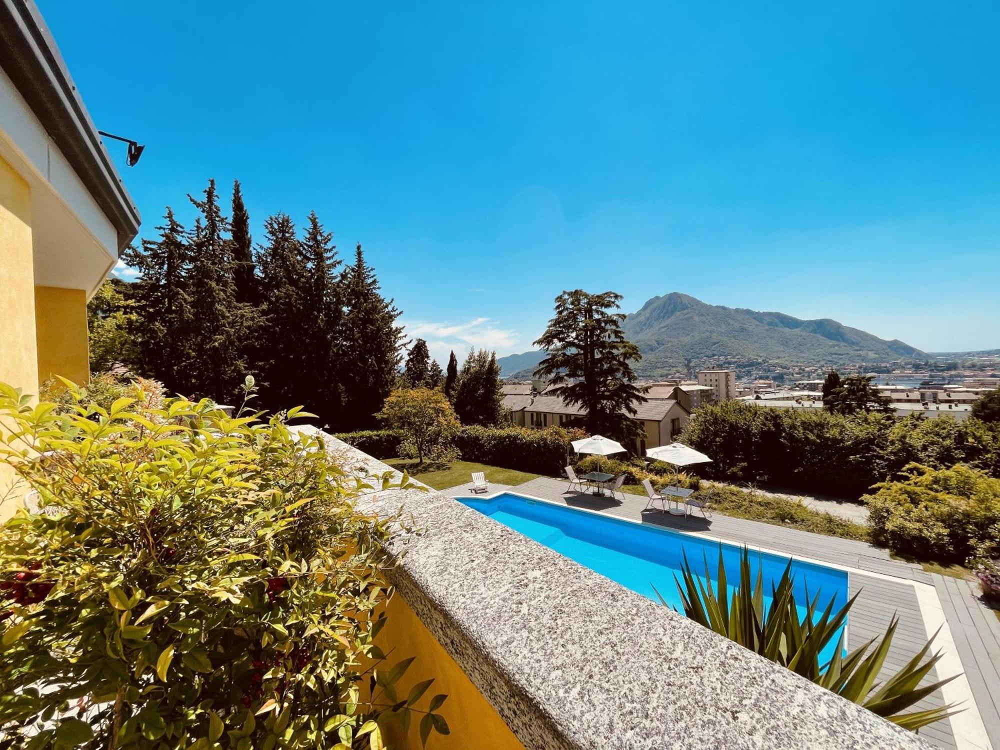 Montebello Lecco Phòng bức ảnh